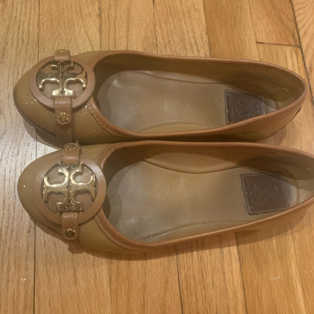 Tory Burch flats - Camel color size 7